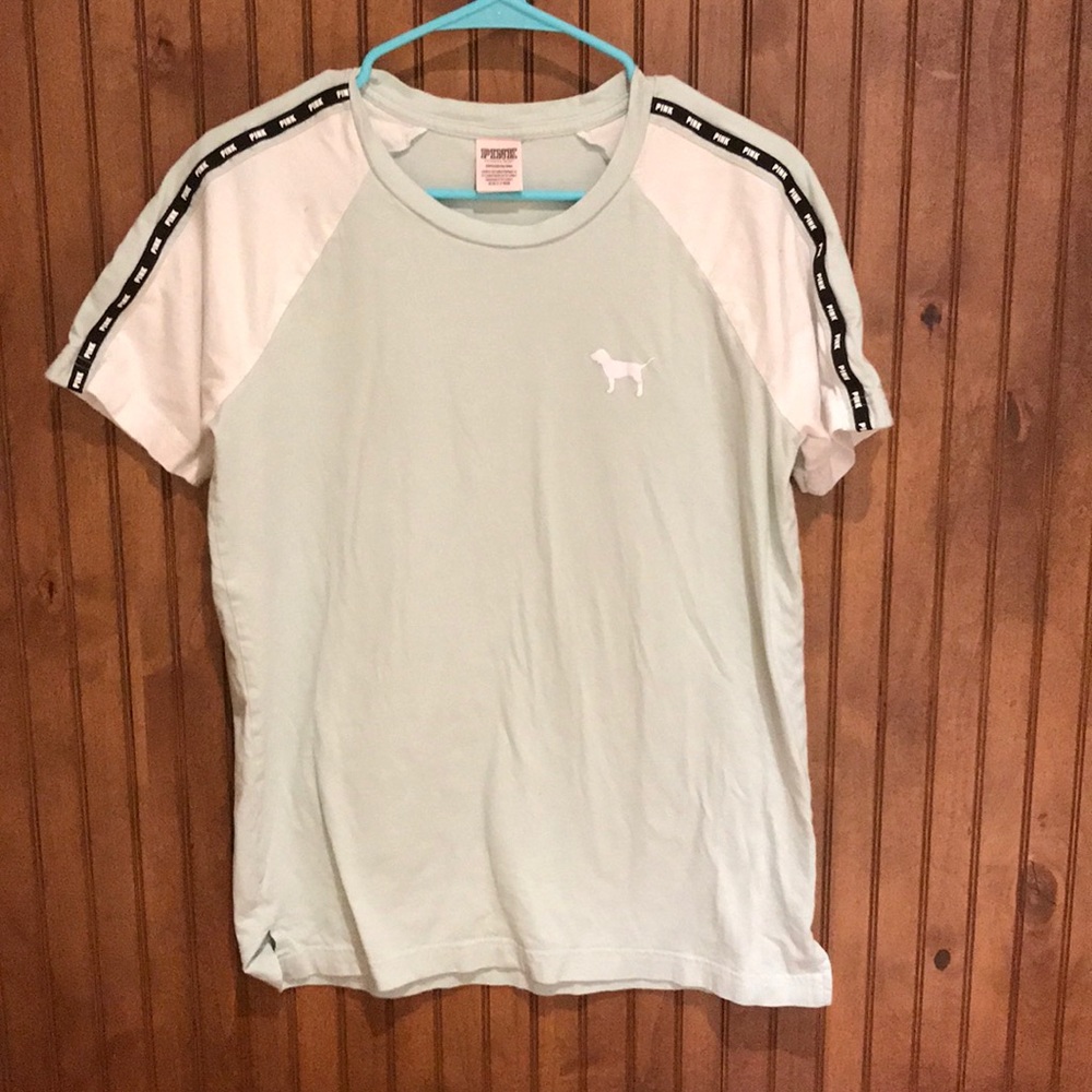 VS Pink Short Sleeved Tee